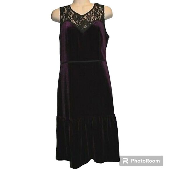 NANETTE lepore Purple Velour Sweetheart Illusion Lace Yoke Sleeveless Dress - Picture 5 of 10